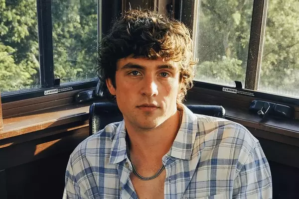 Rising Country Music Star Vincent Mason on New Single & Morgan Wallen's Influence