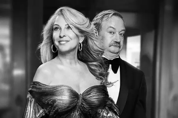 New Cast Members Join Gender-Swapped 'Present Laughter' Production