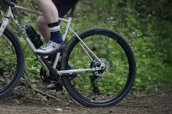 Genesis Revolutionizes Gravel Cycling with New Croix de Fer E-Bike