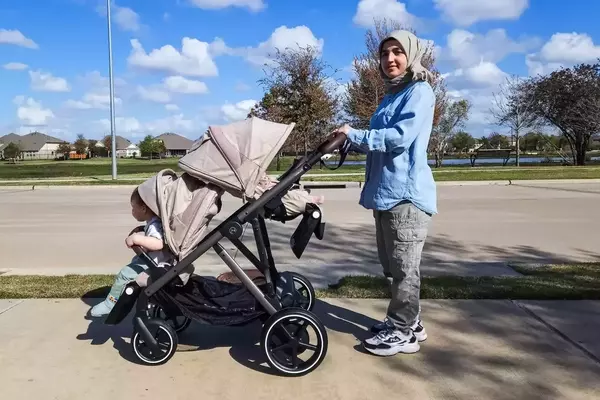 Top Convertible Strollers for Growing Families: A Comprehensive Review