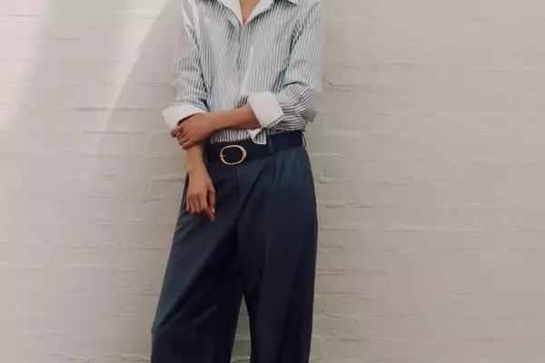 The Evolution of Women's Button-Up Shirts: A Modern Fashion Staple