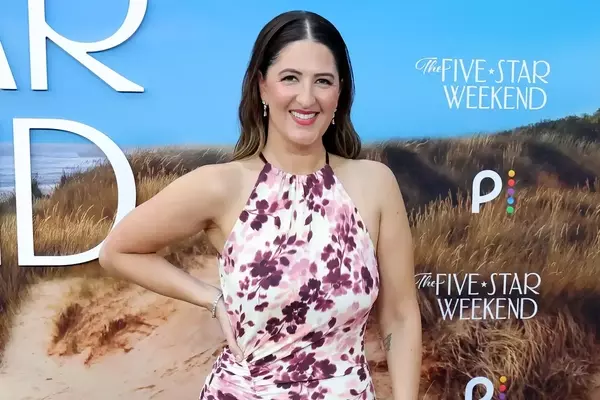 D'Arcy Carden's Unexpected Zoom Moment with Comedy Icons