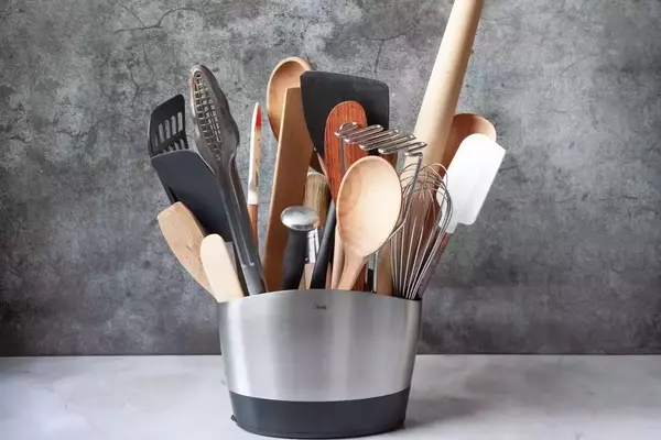 The Ultimate Guide to Kitchen Utensil Crocks: Organization and Style for Your Culinary Space