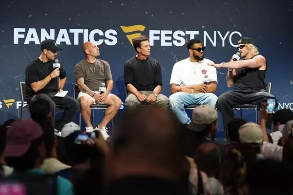 Brady and Paul's 'Slap': Real or Staged?