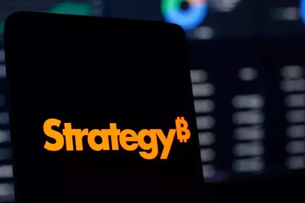 MicroStrategy Maintains Bitcoin Holdings Amidst Cash Reserve Build-Up