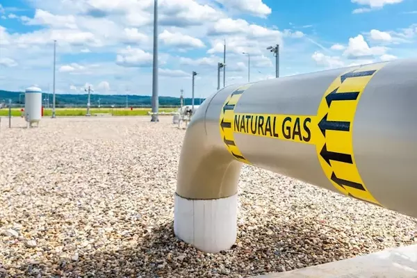 Maximizing Income from Energy Transfer Stock