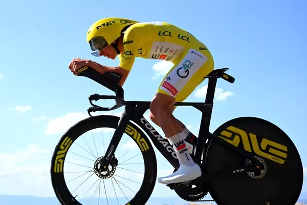 Pogačar Acknowledges Evenepoel's Dominance in Tour de France Stages