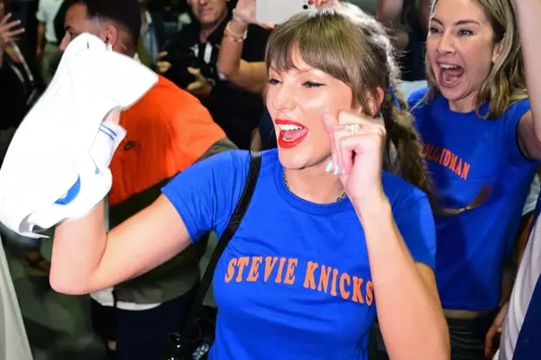 The Rise of Personalized Sports Fan Fashion
