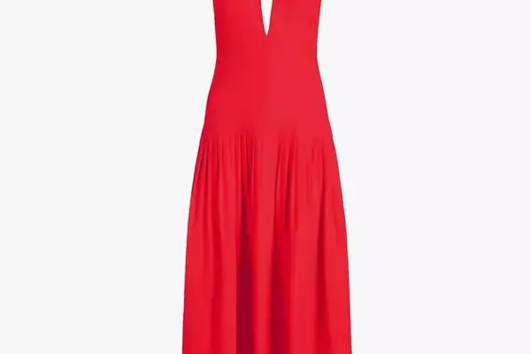 Perfect Beach Wedding Guest Attire:  Stylish Dresses for Coastal Celebrations