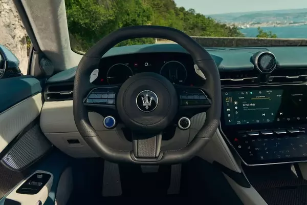 2027 Maserati GranCabrio Folgore Interior Overview