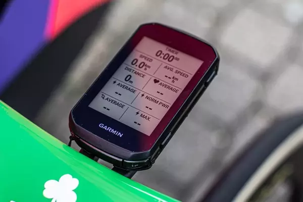 Tour de France Cyclists' Bike Computer Data Screens: A Deep Dive