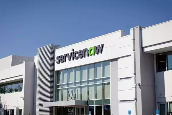 ServiceNow Elevates Full-Year Outlook Amidst AI-Powered Booking Growth