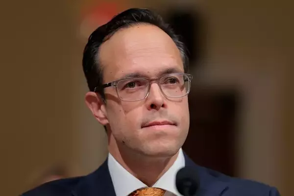 Senior Trump Official Invests in Democratic Lawmaker-Tracking ETF