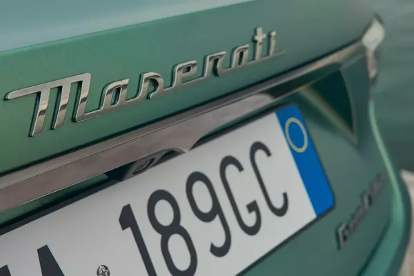 Unveiling the 2027 Maserati GranCabrio Trofeo: A Refined Grand Tourer