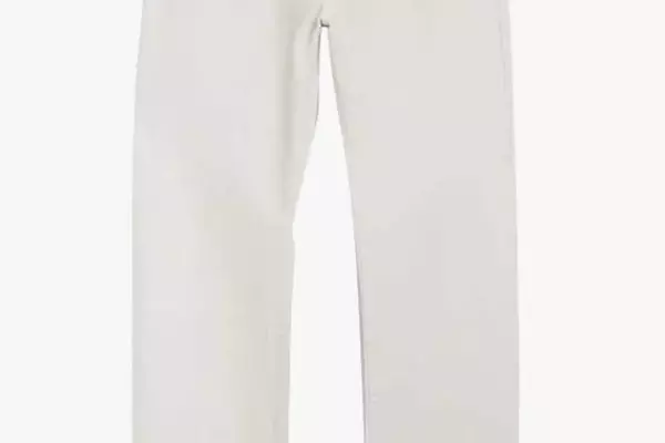 The Ultimate Guide to Men's White Jeans: Style, Fit, and Brands