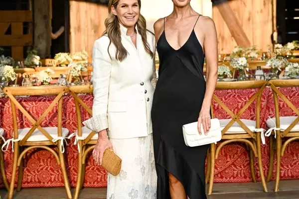 Carolyn Murphy's 25 Years with Estée Lauder: A Celebration of Friendship and Milestones