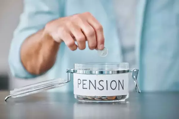 Enhancing Retirement Security: The Role of Dividend Portfolios for Pensioners