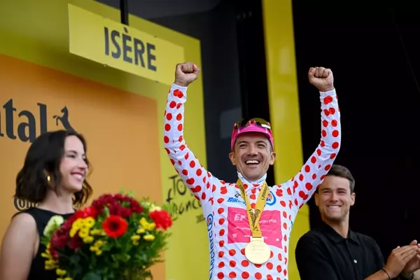 Carapaz's Tour de Force: A Tale of Resilience and Triumph