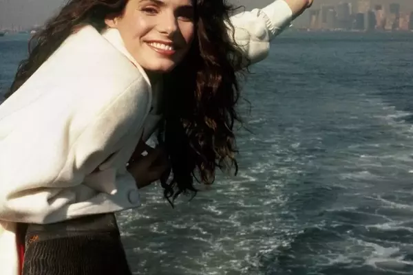 Sandra Bullock: A Retrospective of Her Early Career Moments