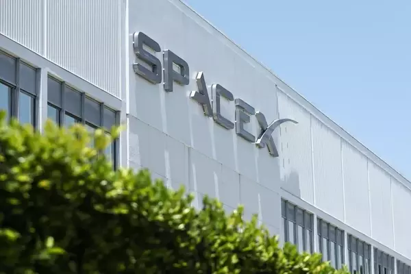 Lawmakers' Investment in SpaceX Raises Ethical Questions
