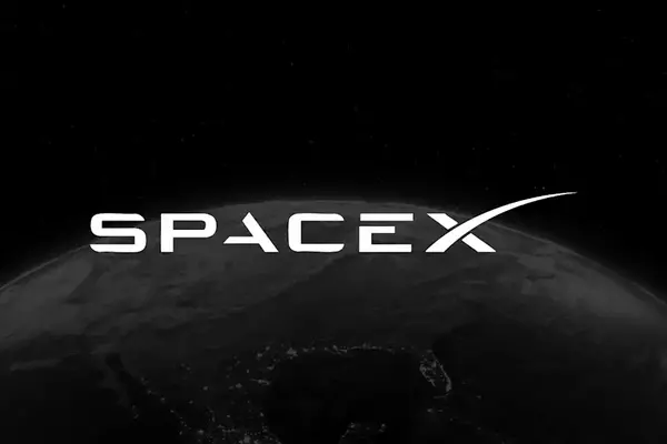 SpaceX Stock Experiences Volatility: Analyst Boosts Outlook Amid AI Data Center Vision