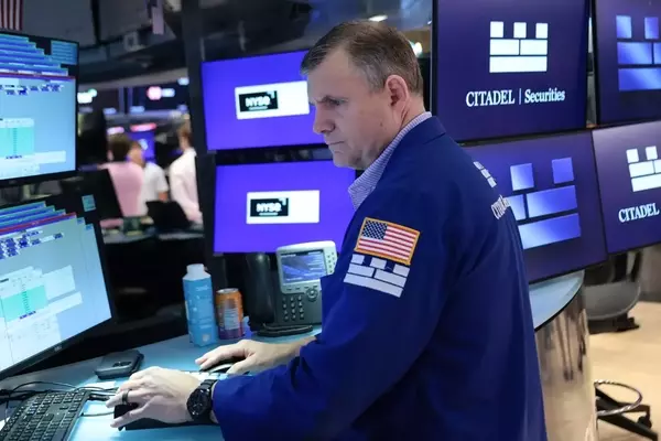 Market Dynamics: Interest Rates, Tech Earnings, and Geopolitical Tensions