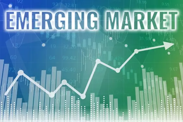Allspring Emerging Markets Equity Advantage Fund Underperforms Benchmark in Q2 2026