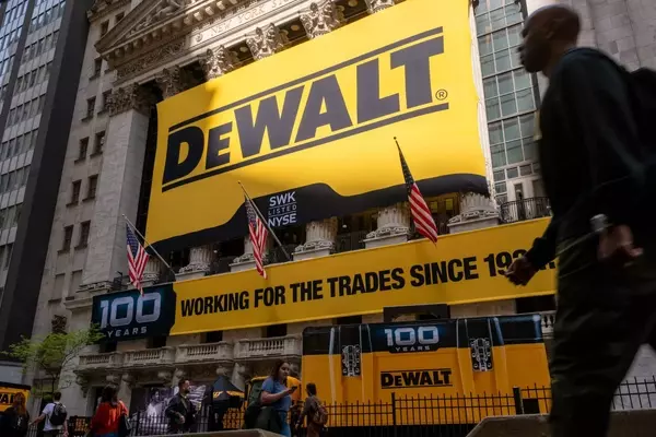 DeWalt Cordless Jobsite Fan: Powerful Cooling for Hot Workspaces