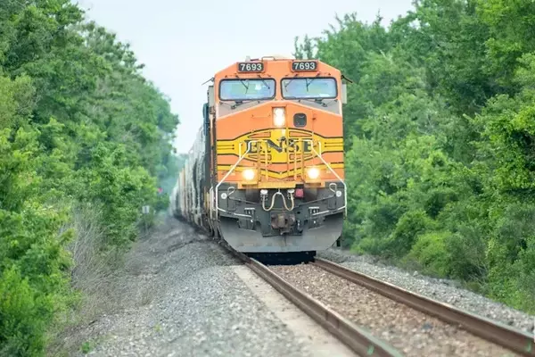 BNSF CEO Criticizes Proposed Rail Merger, Citing Concerns Over Rate Hikes and Market Domination