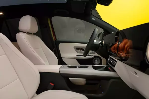 2028 Mercedes-Benz GLA-Class: An Exclusive Look at the Refined Interior