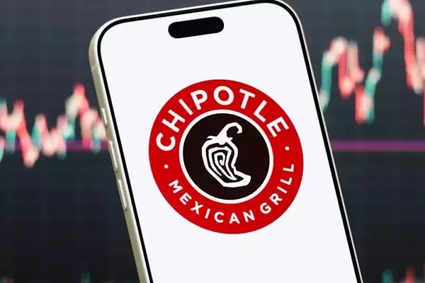 Chipotle Exceeds Q2 Expectations, Boosts Full-Year Sales Outlook