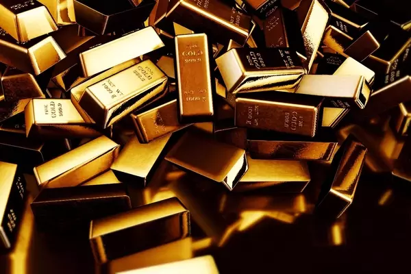 Gold's Performance Amidst Economic Shifts and Central Bank Demands