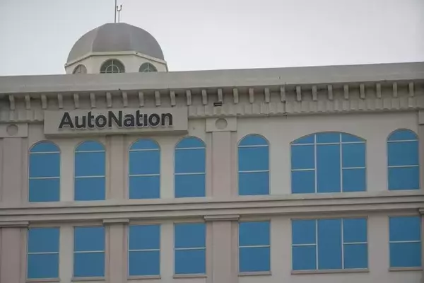 AutoNation's Strategic Resilience Amidst Market Fluctuations