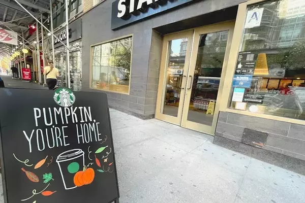 Starbucks Keeps Pumpkin Spice Latte a Seasonal Treat