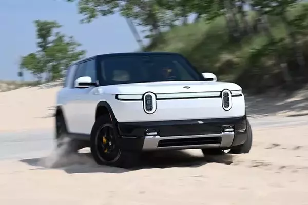 First Look: The Compact and Potent 2026 Rivian R2 SUV