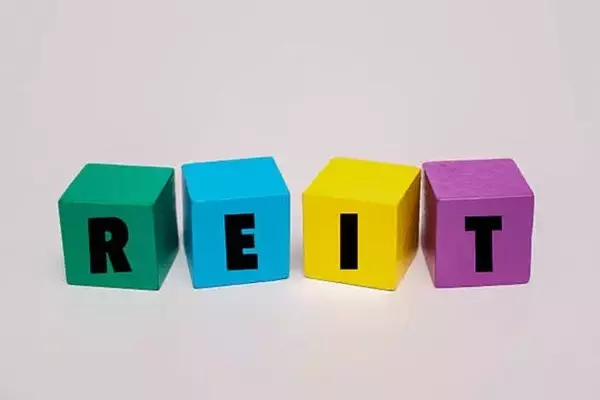 Kite Realty Group Trust: Neutral Outlook Amidst Strategic Shifts