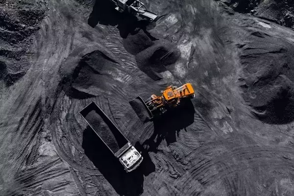 Bank of England Shifts Away from Coal Investments