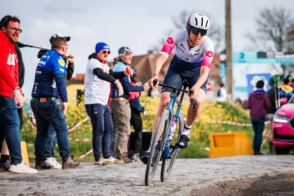A Cyclist's Heartbreak: Alison Avoine's Emotional Exit from Tour de France Femmes Stage One