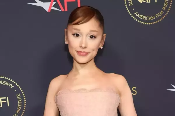 Ariana Grande's Withdrawal from 'Sunday in the Park' Surprises Production Team
