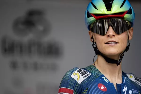 From Fracture to Finish Line: Urska Zigart's Incredible Comeback at Tour de France Femmes