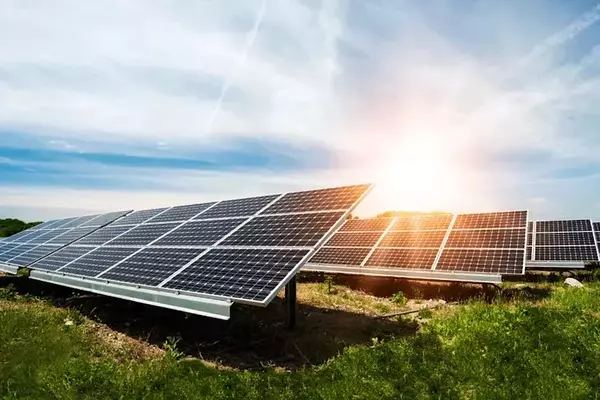 T1 Energy Partners with Clearway Energy for Major Solar Module Supply