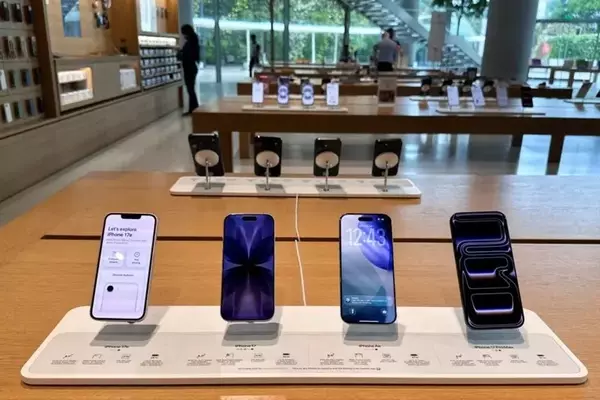 India Extends Tax Incentives, Boosting Apple's Manufacturing Presence