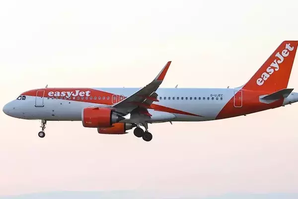 EasyJet Sets Unified Bid Deadline for Apollo and Castlelake
