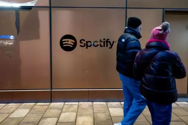 Spotify's Strategic Crossroads: Navigating AI, Licensing, and Valuation