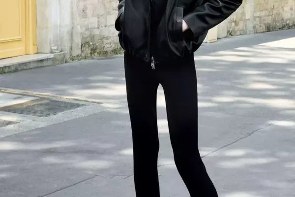 Self-Portrait's Resort 2027 Collection: A Nod to Grand-Dame Glamour and Wearable Trends
