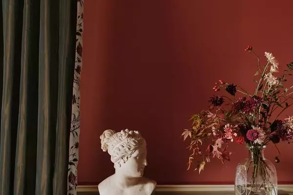 Bringing Ancient Greek Aesthetic into Modern Homes