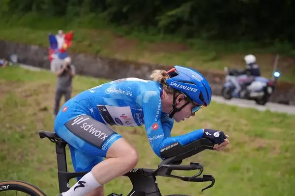 UCI Implements Enhanced Clothing Inspections for Tour de France Femmes Time Trial Amidst Aerodynamic Padding Controversy