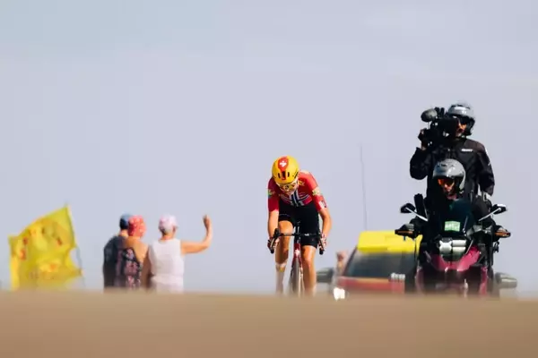 Tour de France Femmes Organizers Consider Full Live Coverage Amidst Criticism