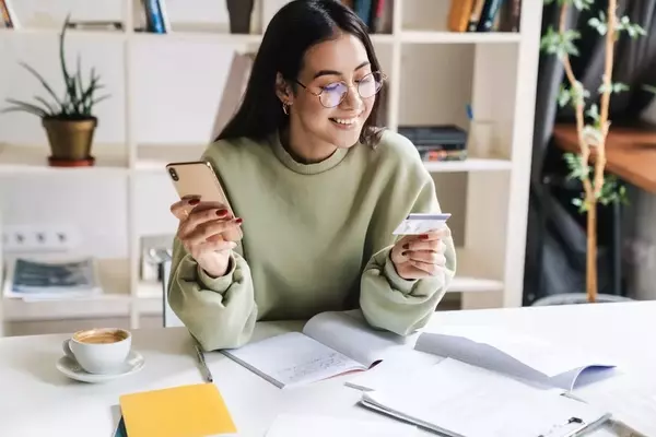Smart Shopping Starts with Smarter Financial Decisions