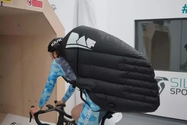 AeroCoach Wind Tunnel Test Debunks 'Drag-Reducing' Cycling Backpack Claims